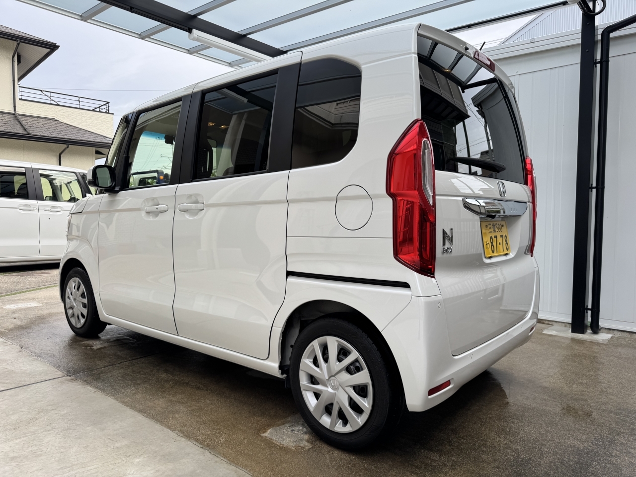 HONDA N-BOX