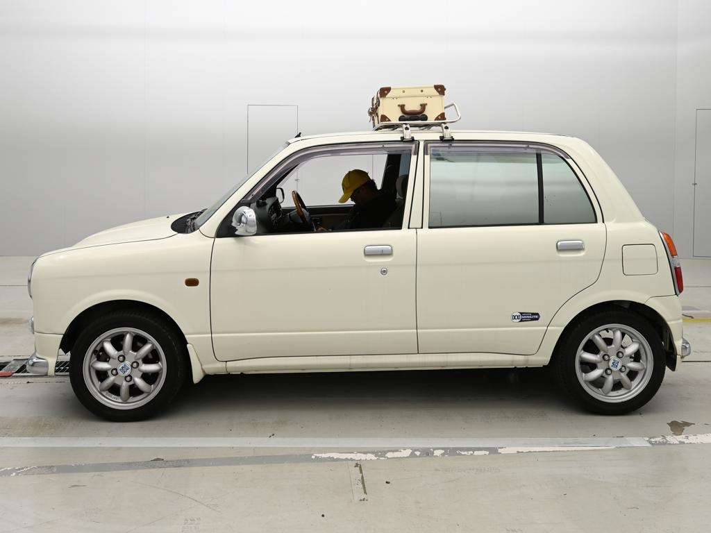 DAIHATSU MIRA GINO