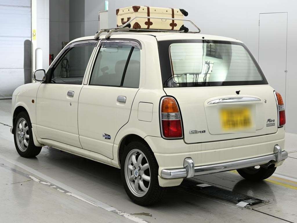 DAIHATSU MIRA GINO