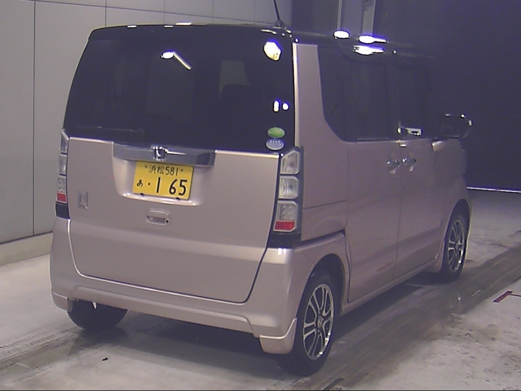 HONDA N-BOX