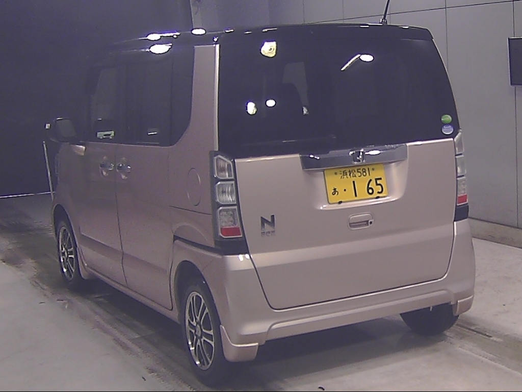HONDA N-BOX