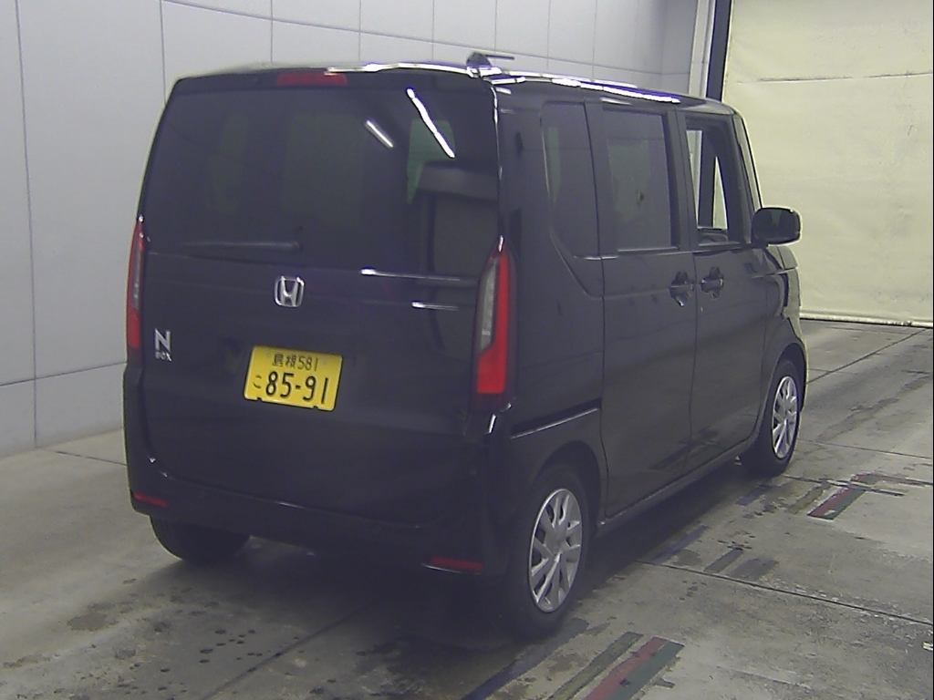 HONDA N-BOX