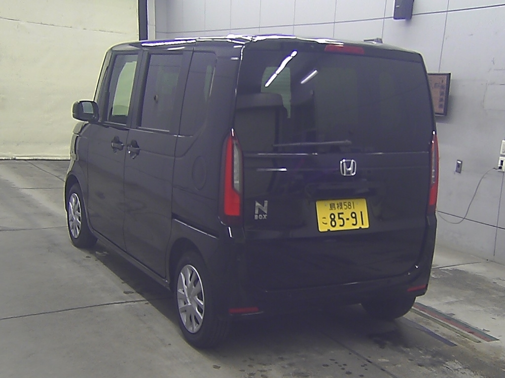 HONDA N-BOX