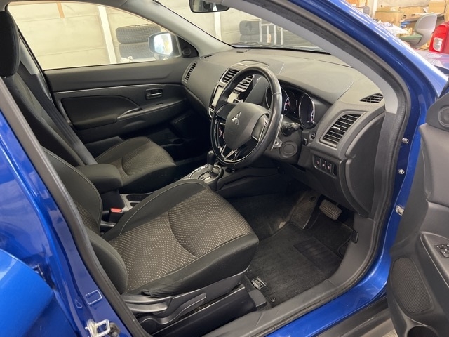 MITSUBISHI RVR