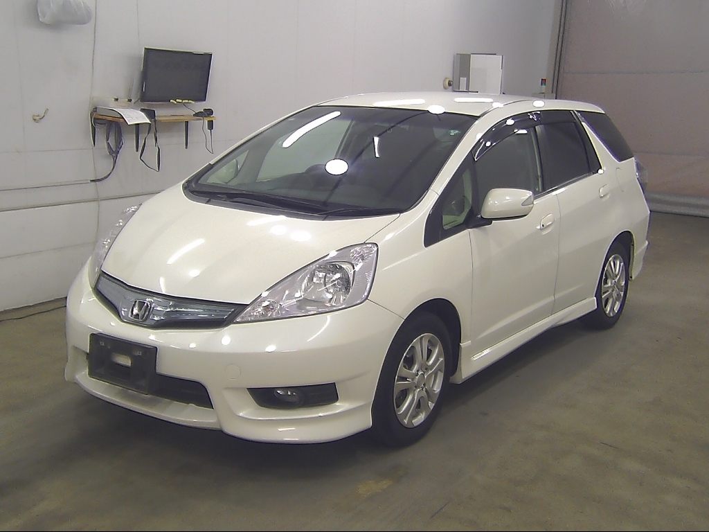 HONDA FIT SHUTTLE