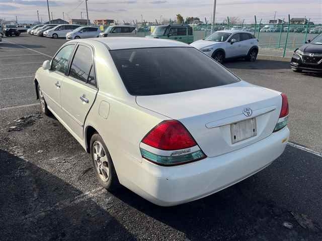TOYOTA MARK II