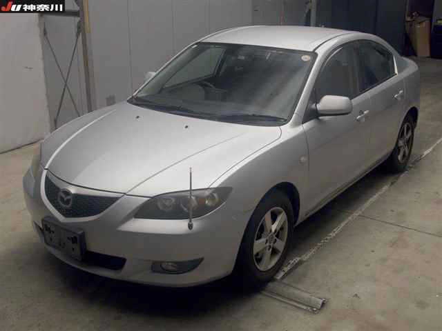 MAZDA AXELA