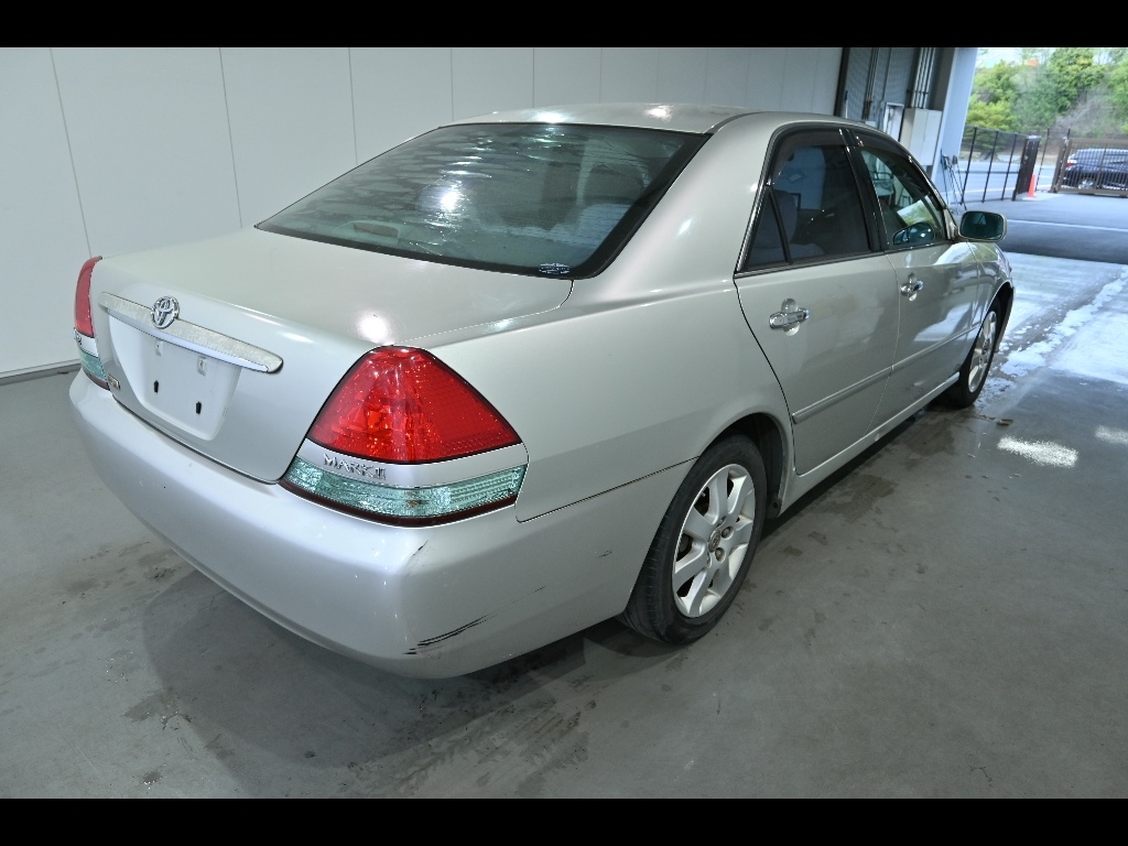 TOYOTA MARK II
