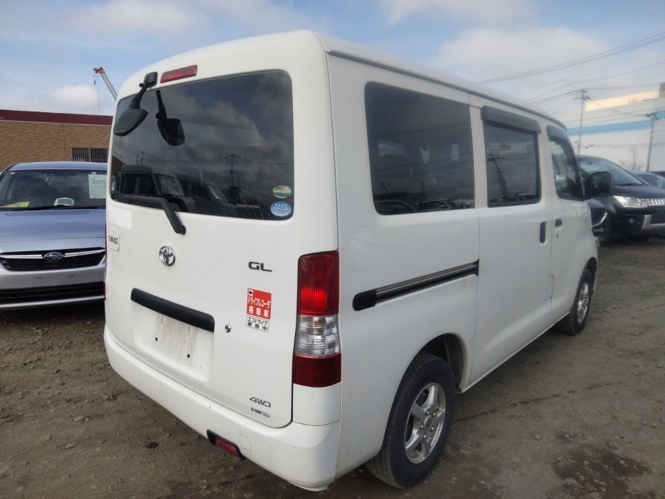 TOYOTA TOWN ACE