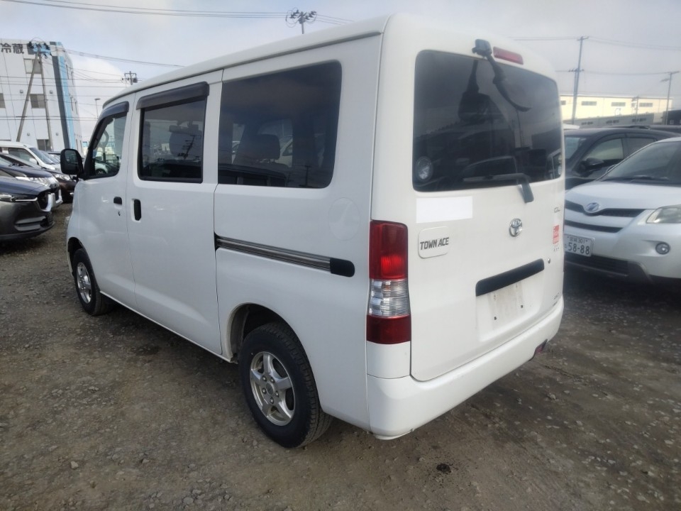TOYOTA TOWN ACE
