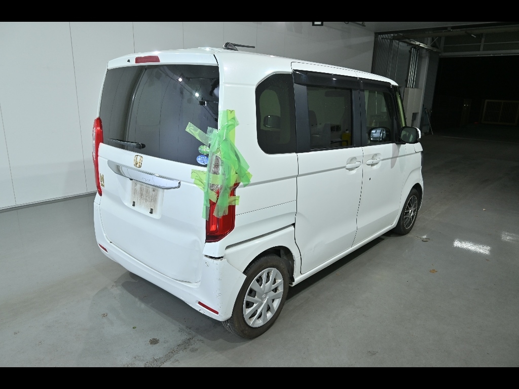 HONDA N-BOX