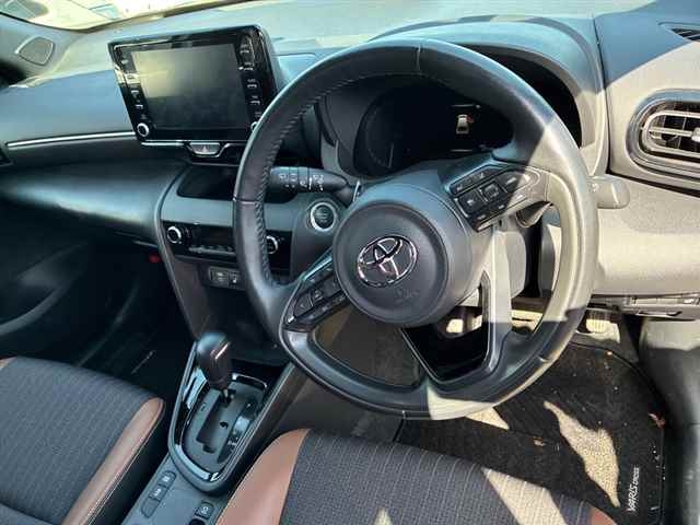 TOYOTA YARIS CROSS