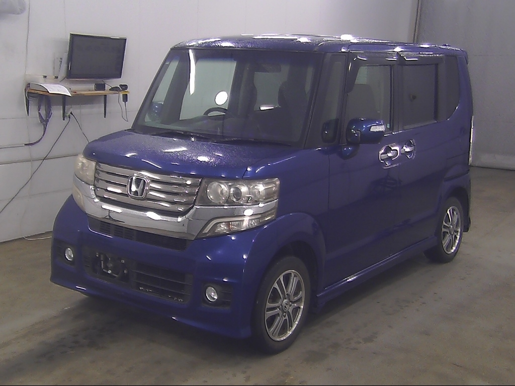 HONDA N-BOX