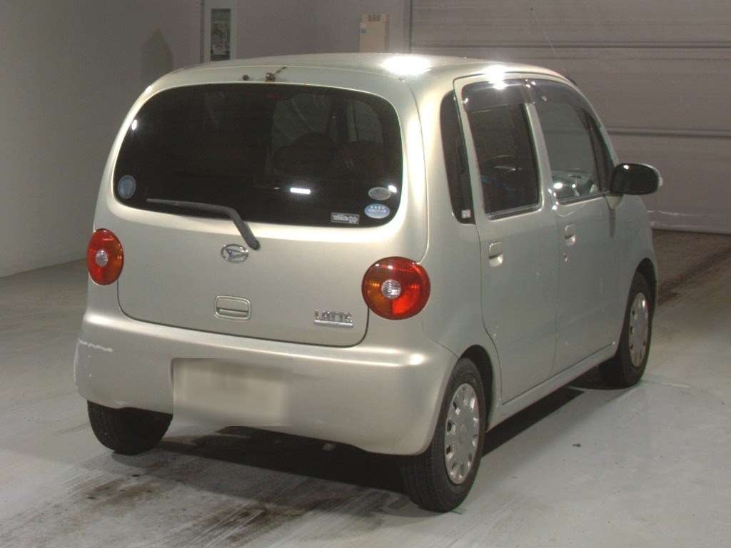 DAIHATSU MOVE LATTE