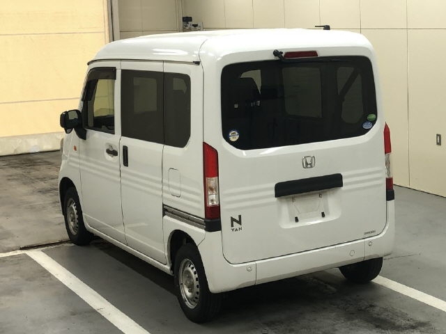 HONDA N-VAN