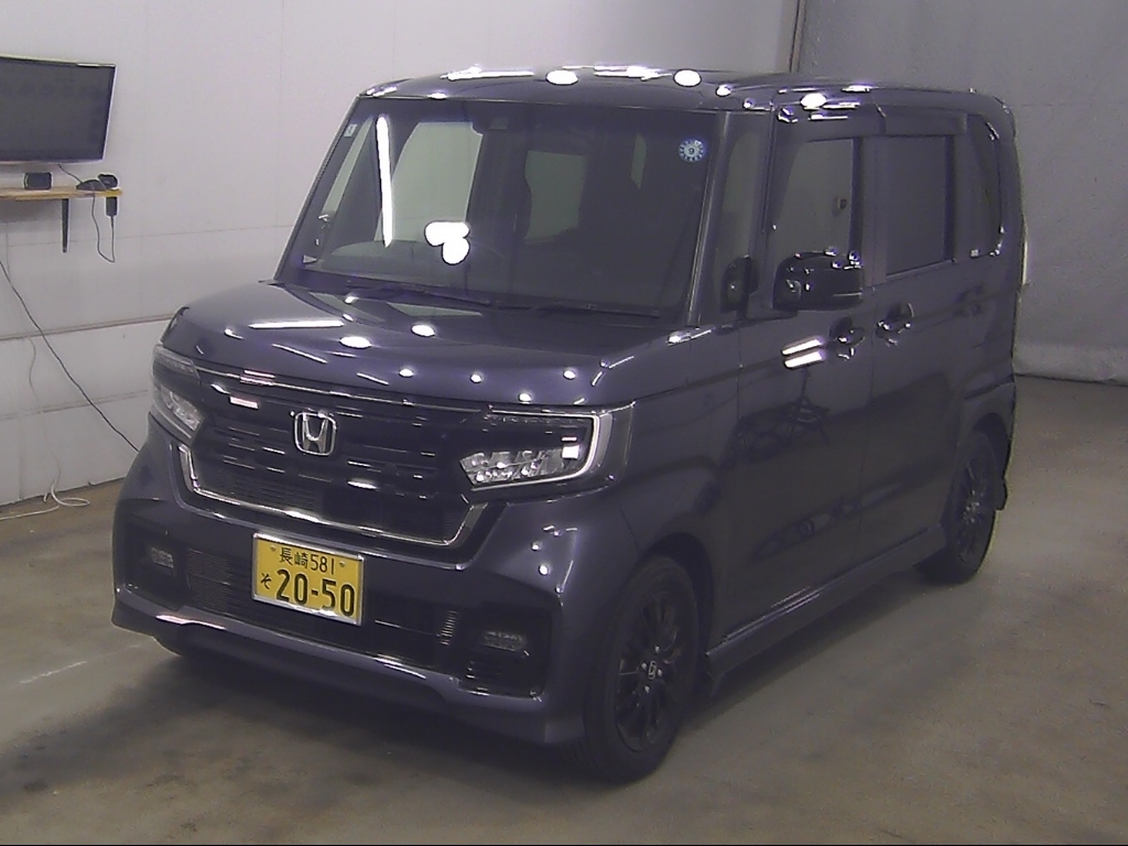 HONDA N-BOX