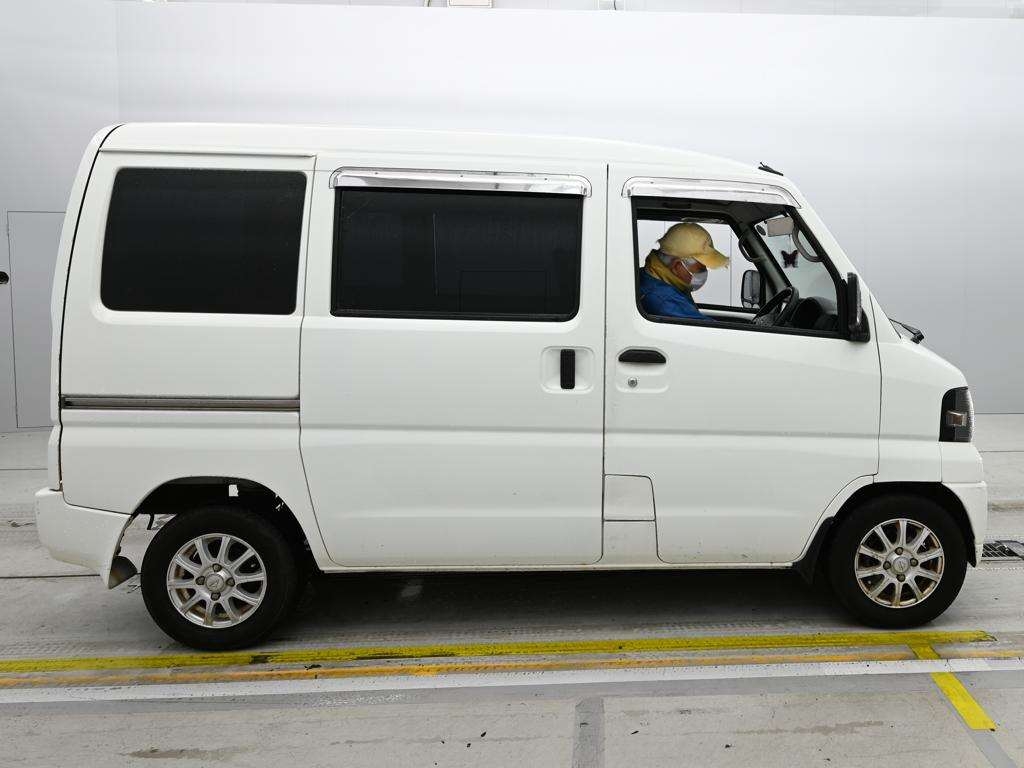 MITSUBISHI MINICAB