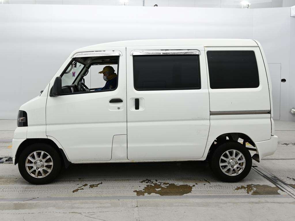 MITSUBISHI MINICAB