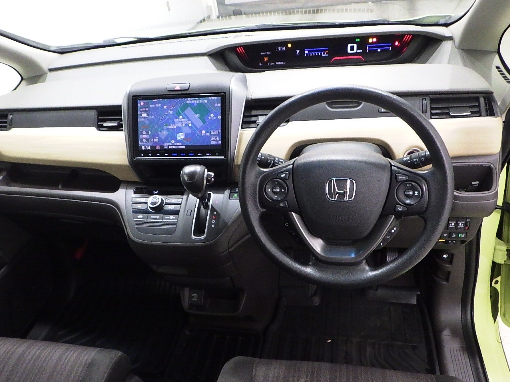 HONDA FREED