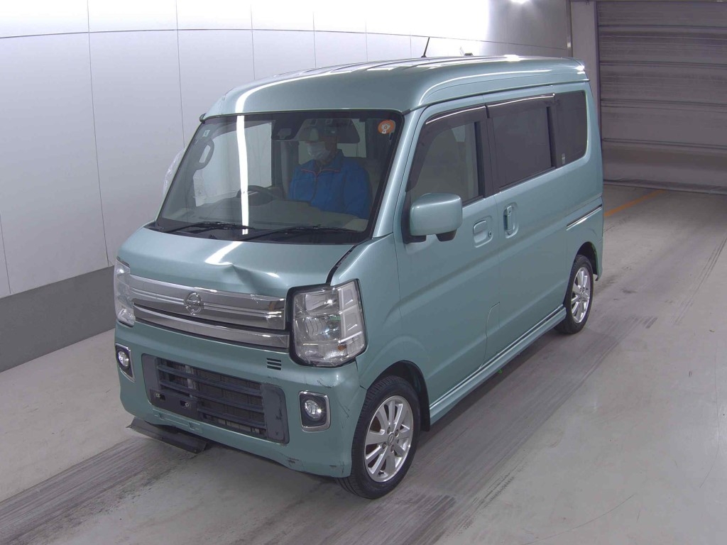 NISSAN NV100 CLIPPER