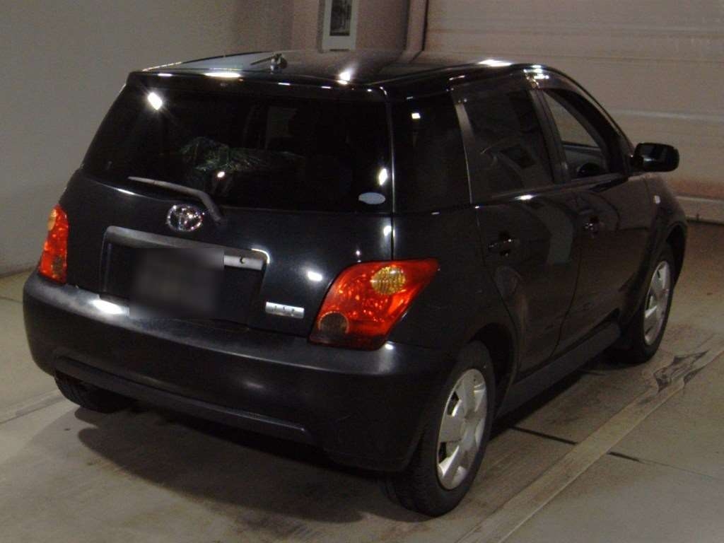 TOYOTA IST