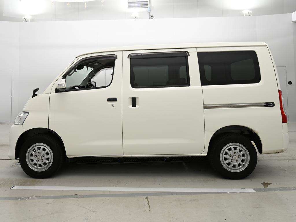 TOYOTA TOWN ACE