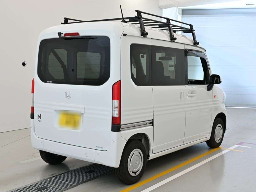 HONDA N-VAN
