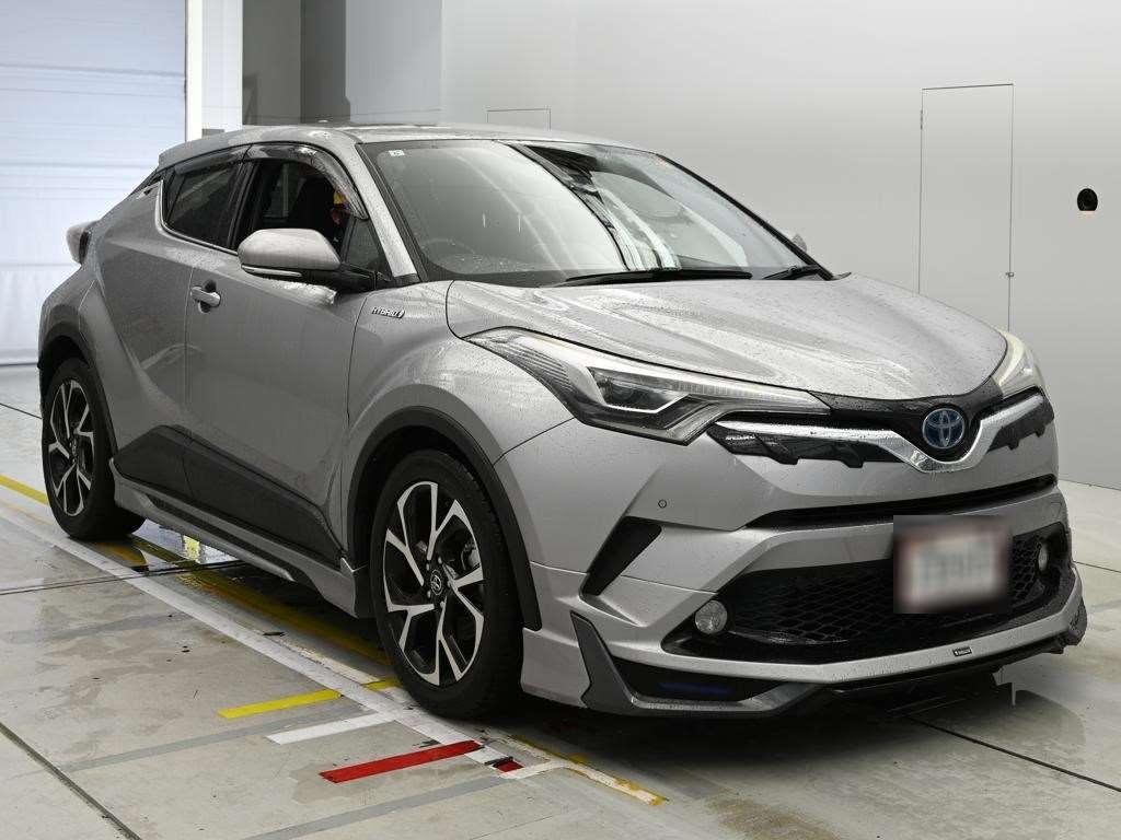 TOYOTA C-HR