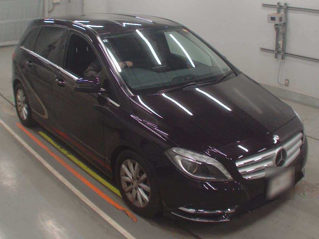 MERCEDES-BENZ B-CLASS