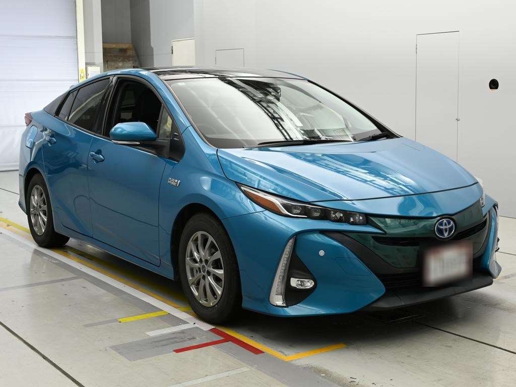 TOYOTA PRIUS PHV