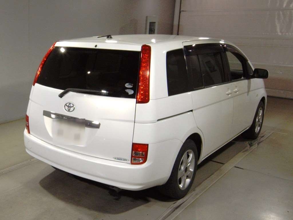 TOYOTA ISIS