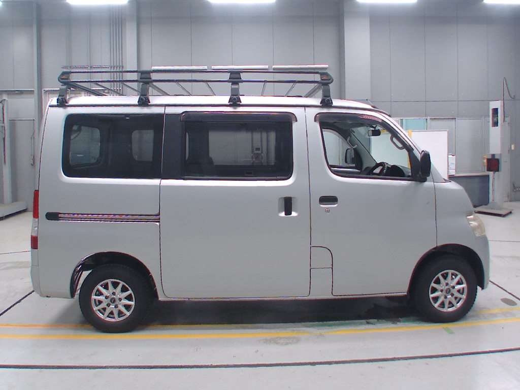 TOYOTA LITE ACE
