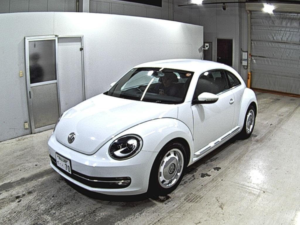 VOLKSWAGEN BEETLE