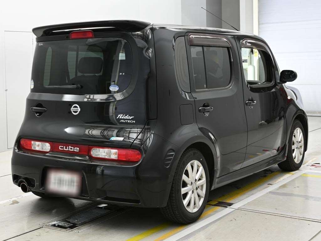 NISSAN CUBE