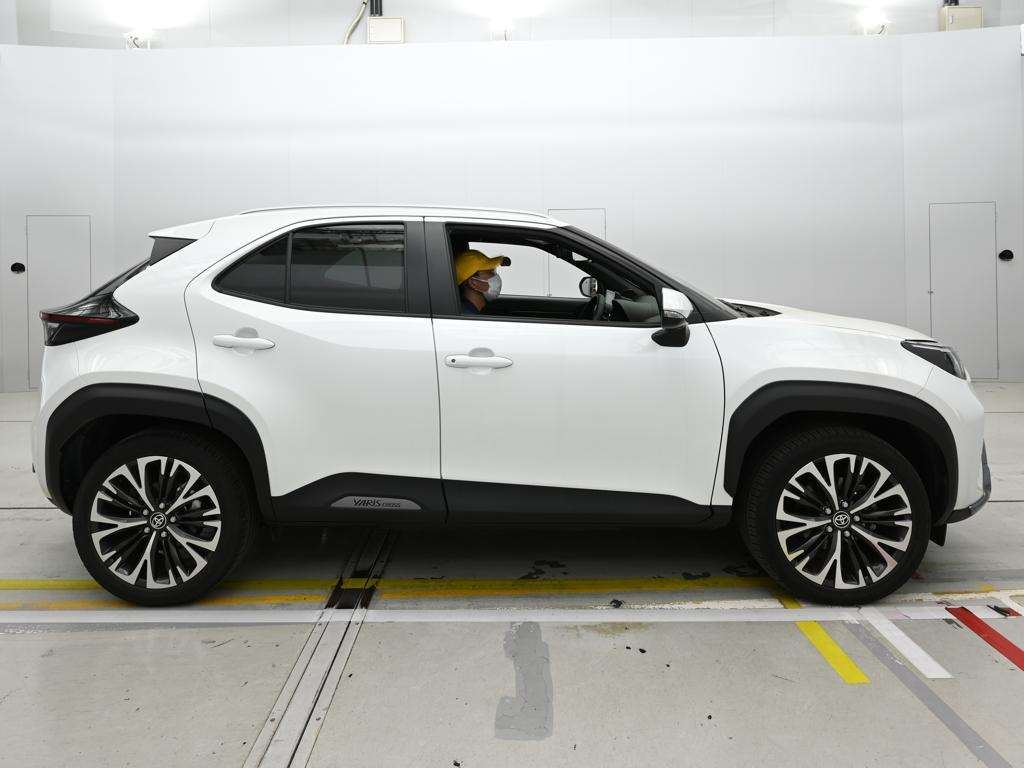 TOYOTA YARIS CROSS