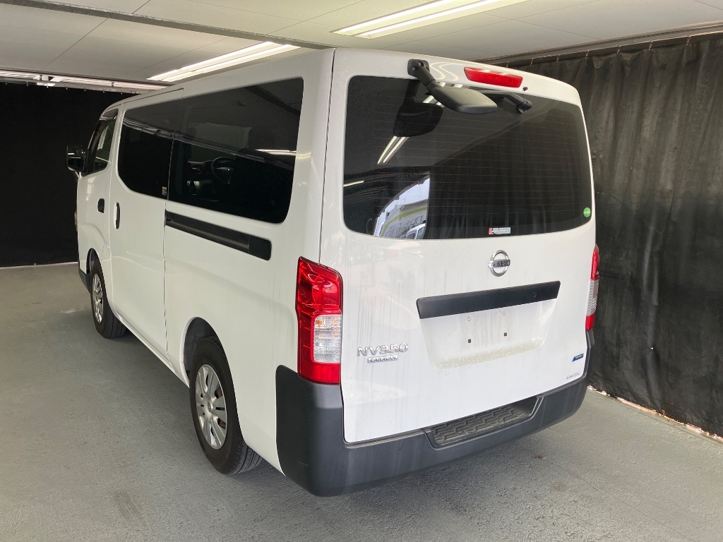NISSAN NV350 CARAVAN