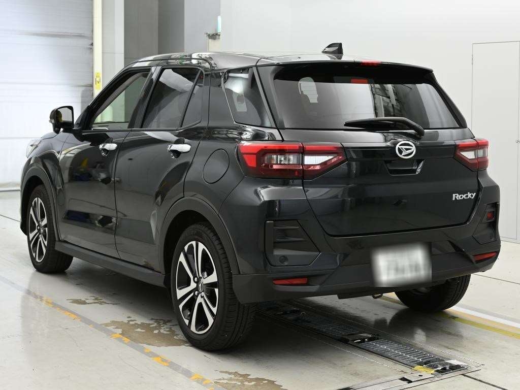 DAIHATSU ROCKY