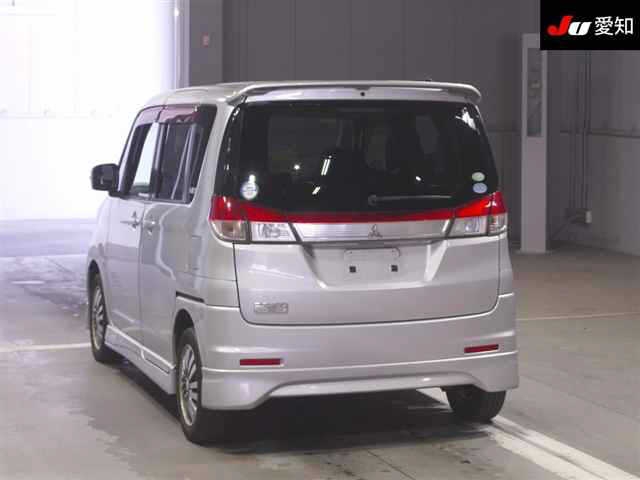 MITSUBISHI DELICA D:2