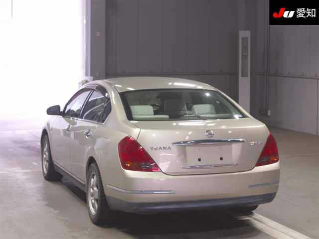 NISSAN TEANA