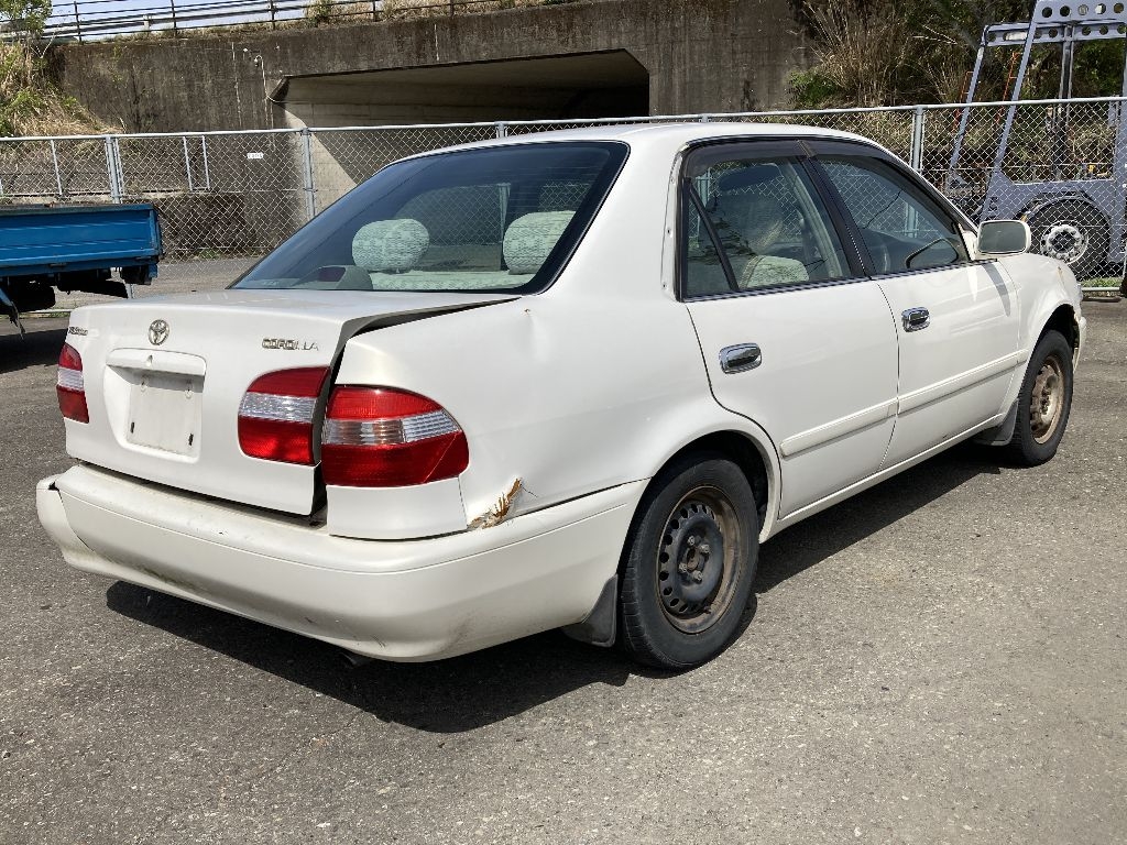 TOYOTA COROLLA