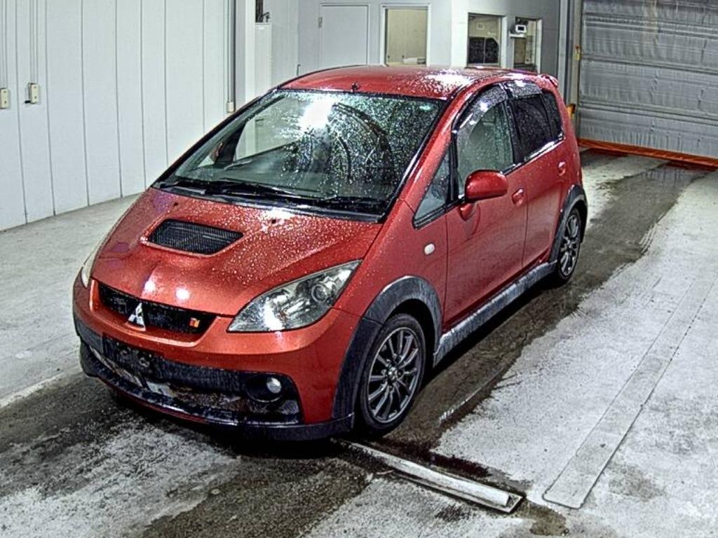 MITSUBISHI COLT