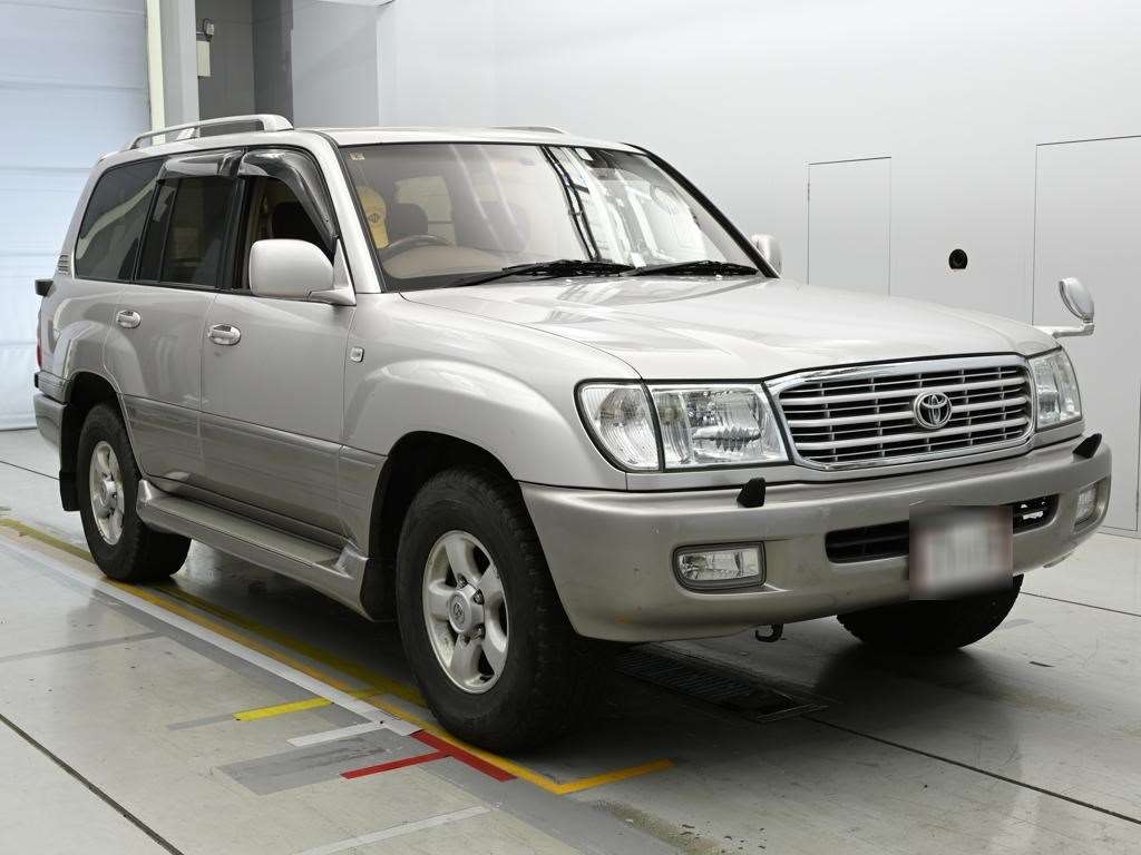 TOYOTA LAND CRUISER