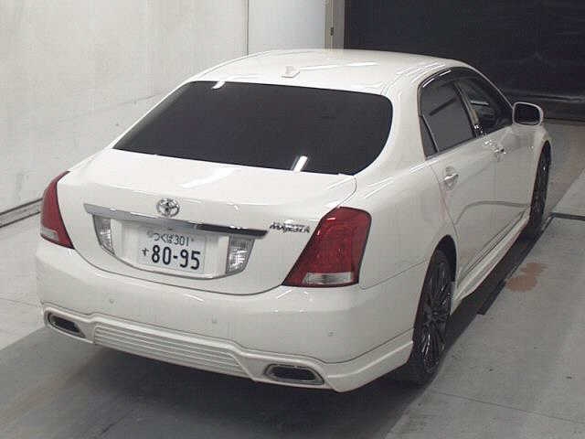 TOYOTA CROWN MAJESTA