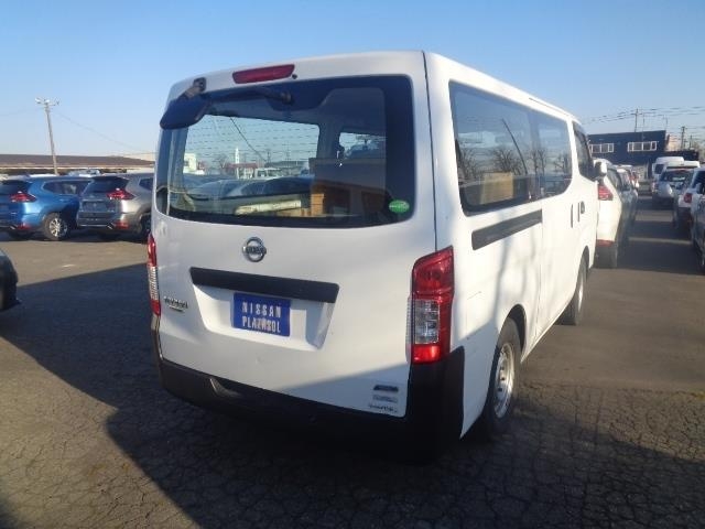 NISSAN NV350 CARAVAN
