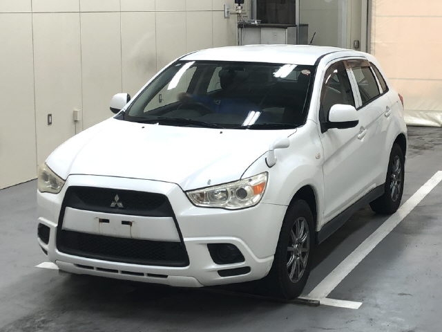 MITSUBISHI RVR
