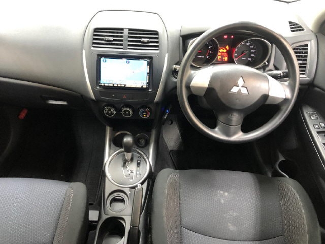 MITSUBISHI RVR