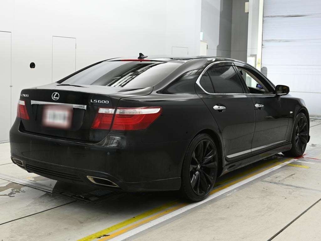 LEXUS LS460