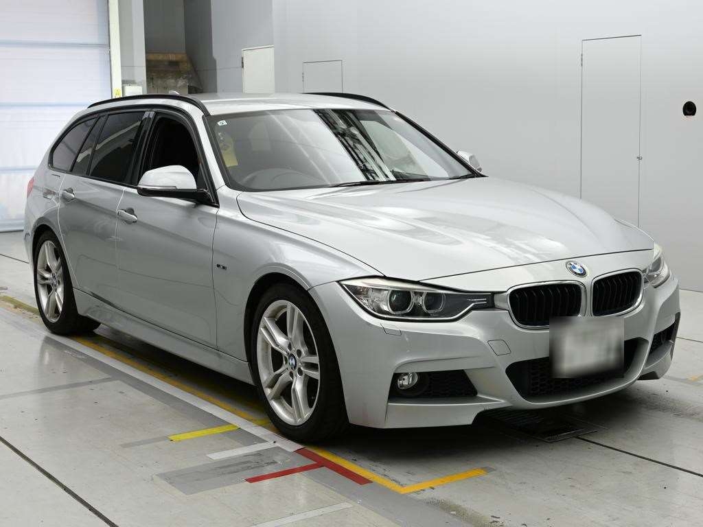 BMW 3-SERIES