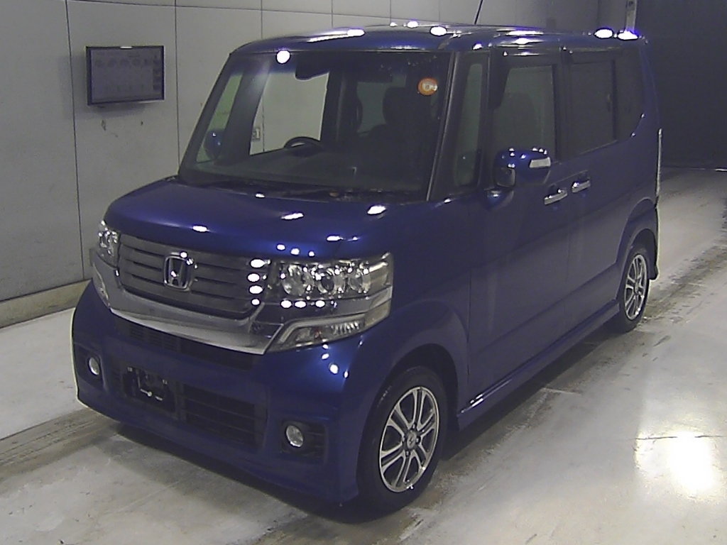 HONDA N-BOX