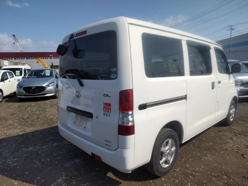 TOYOTA TOWN ACE